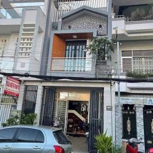 Bán Nhà 1 Trệt 2 Lầu trục chính KDC 148 Đường 3 Tháng 2 cần thơ DT 5x21m